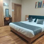 Hotel Bhavya