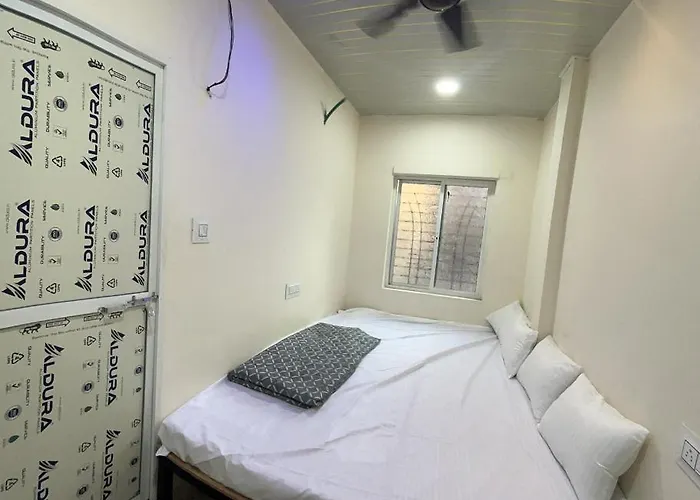 Winter Hotel At Ujjain