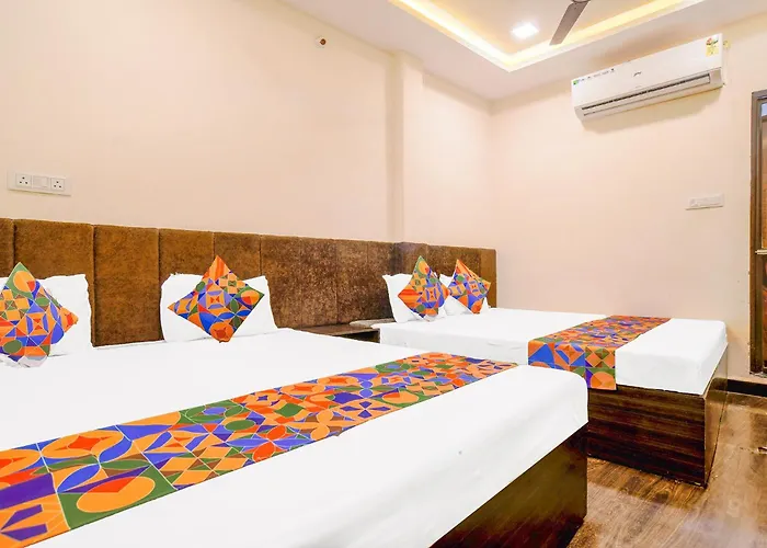 Fabexpress Neelam Palace