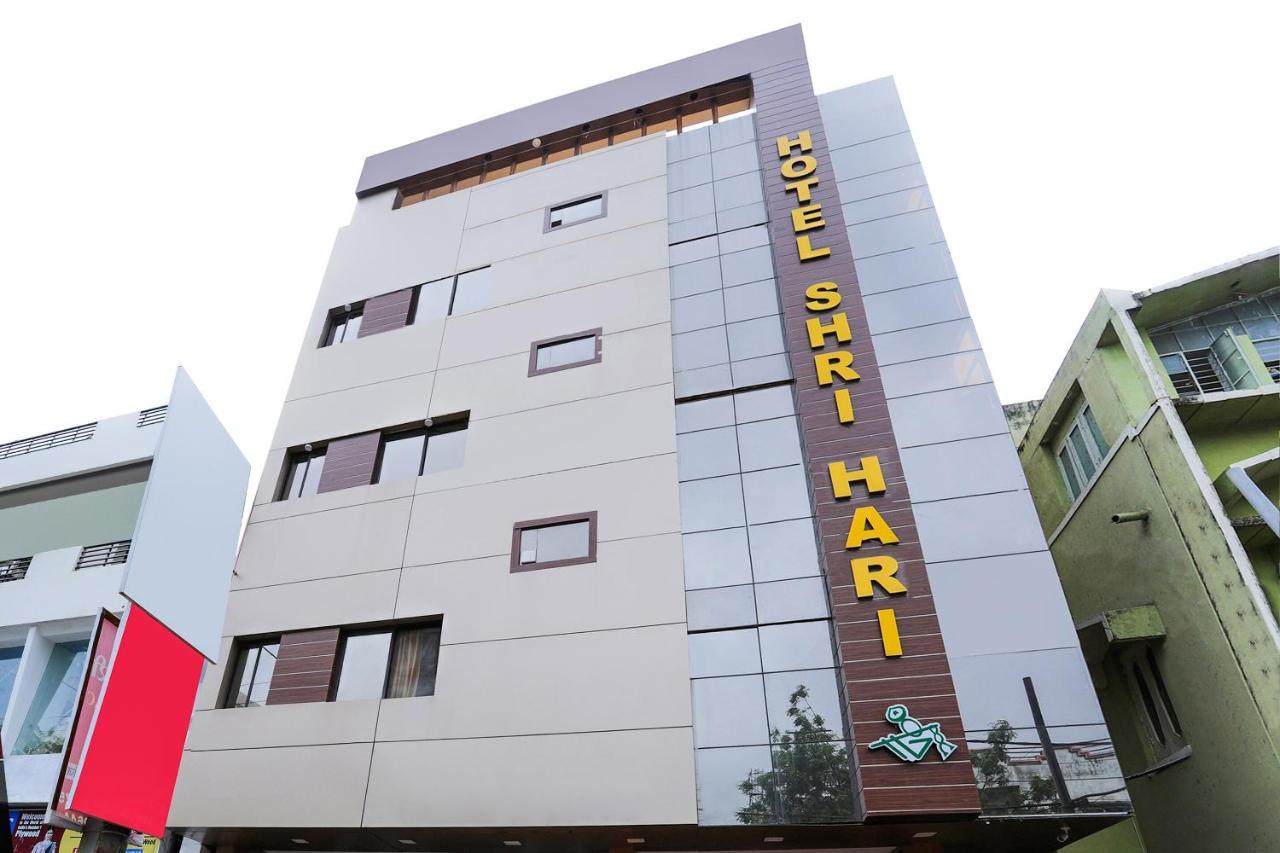 Oyo 16163 Shri Hari Hotel