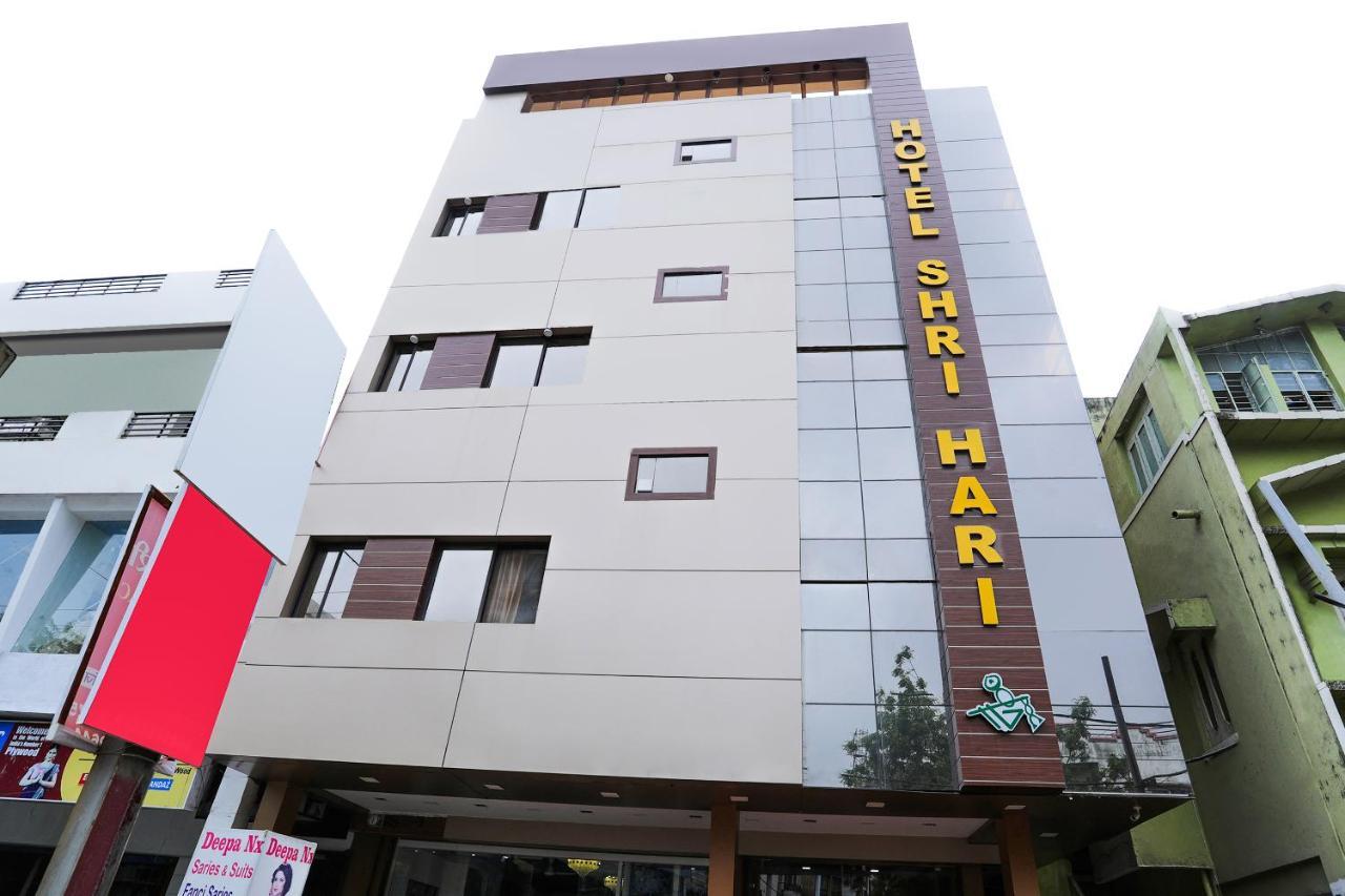 Hotel Oyo 16163 Shri Hari 3*