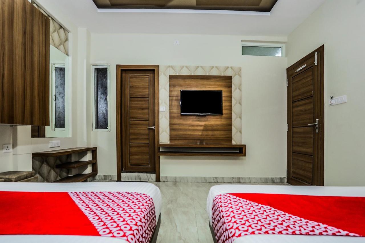 Oyo 16163 Shri Hari Hotel Ujjain