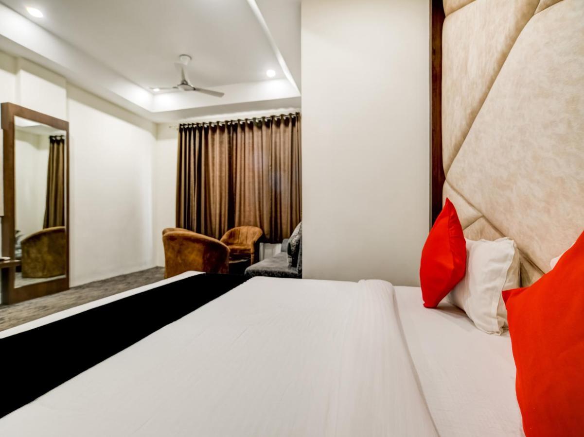 Hotel Anandam Club And