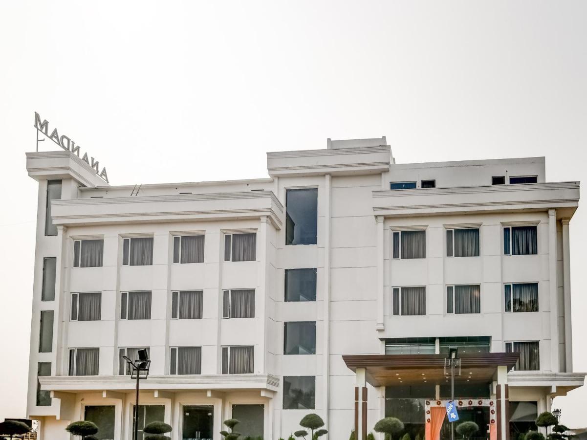 Anandam Club And Hotel