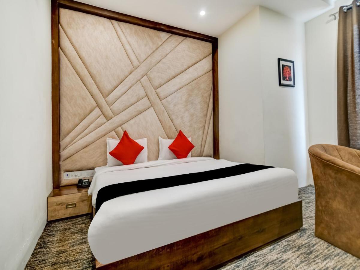 Hotel Anandam Club And 3*