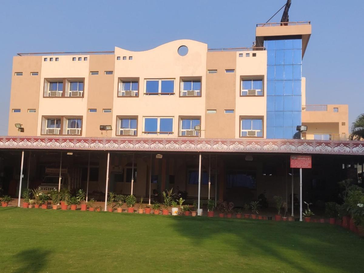 Ruchishree Garden Hotel Ujjain