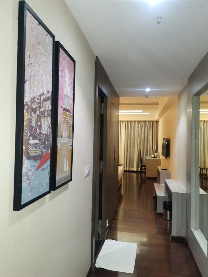 Hotel Ratnapriya And