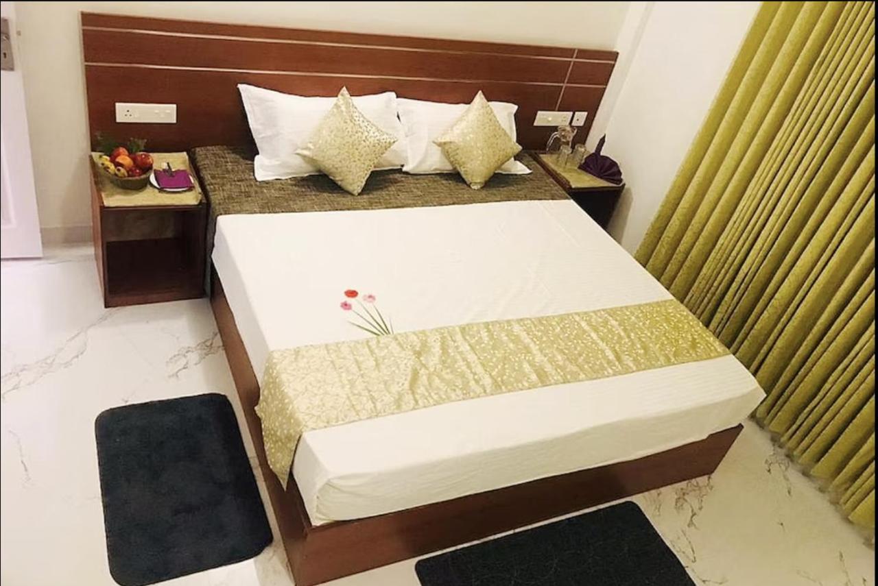 Shiv Dwelling - Full * Ujjain