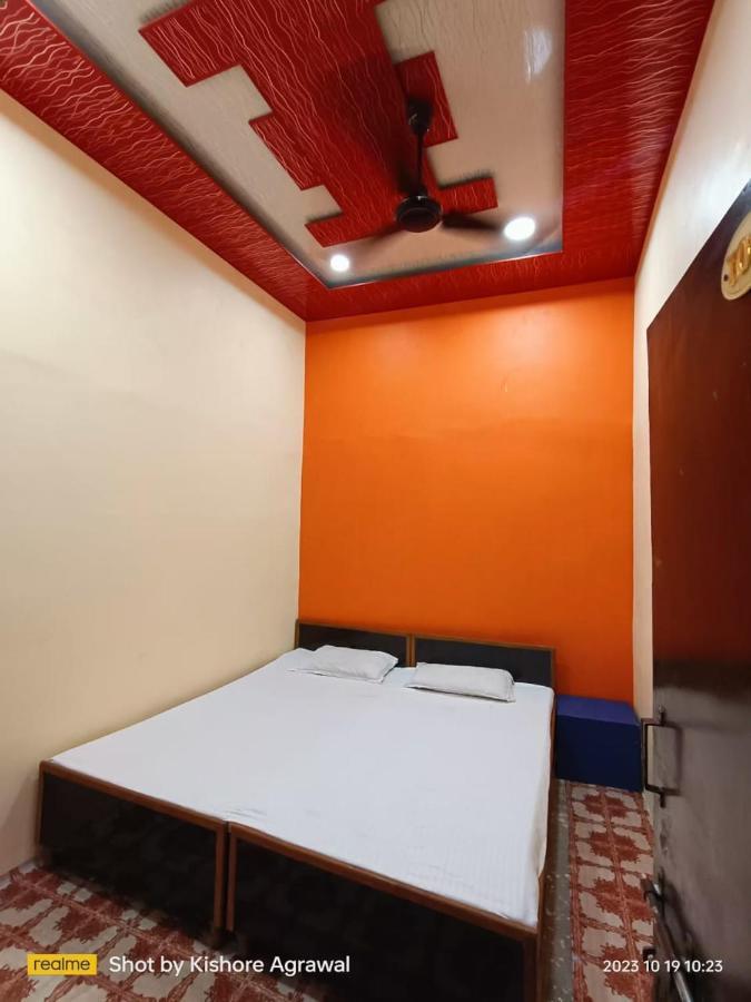 Agrawal Guest house 2*