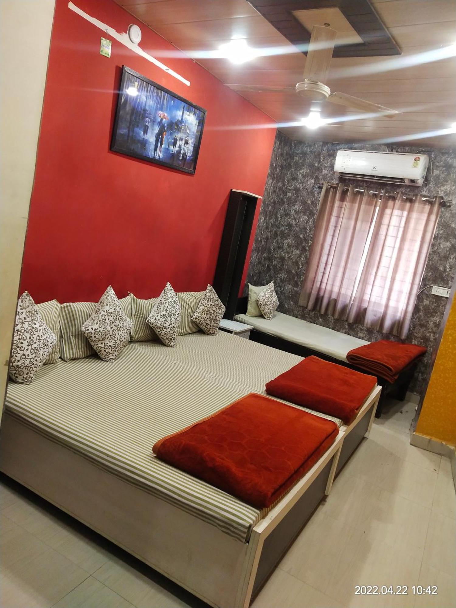 Shree Ram Nivas Hotel