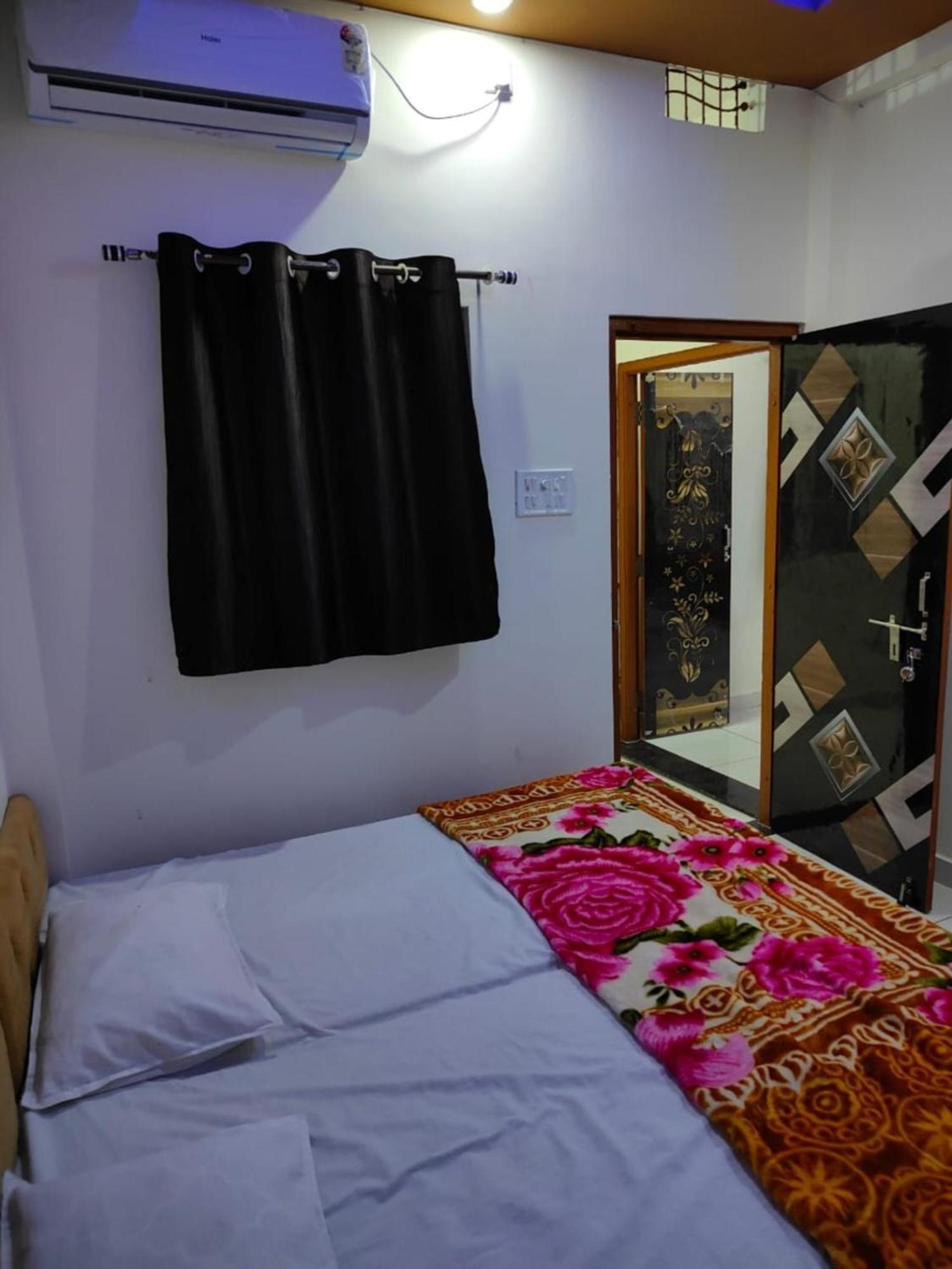 Homestay Shree Hari Lok