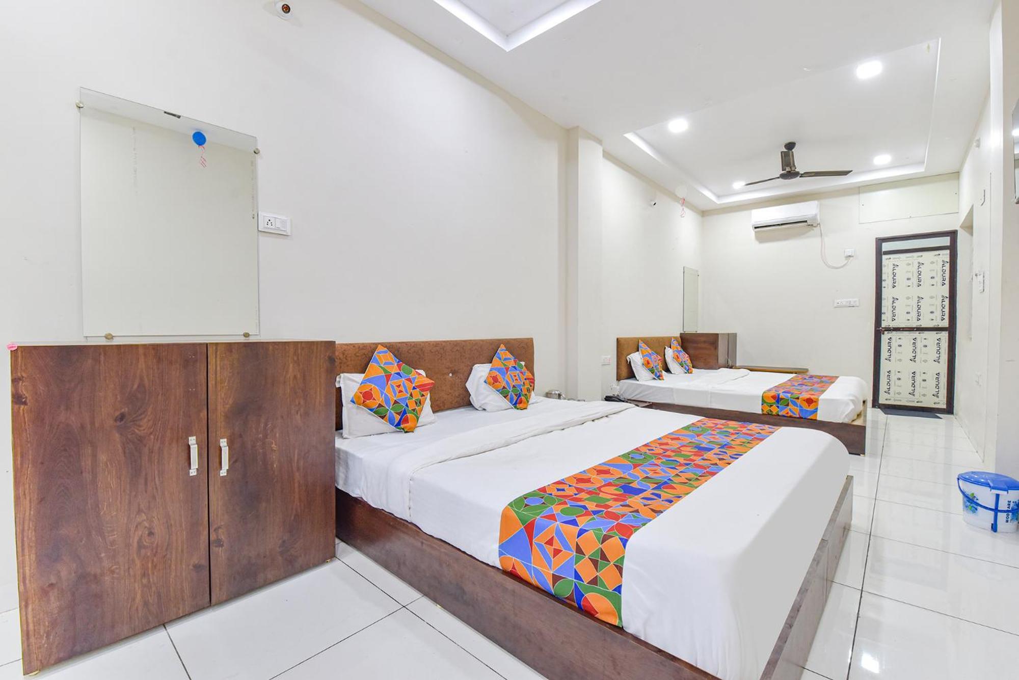 Fabexpress Devani Palace 3* Ujjain