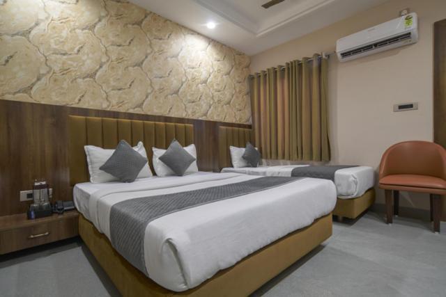 Hotel Miracle 2km From Mahakal Temple
