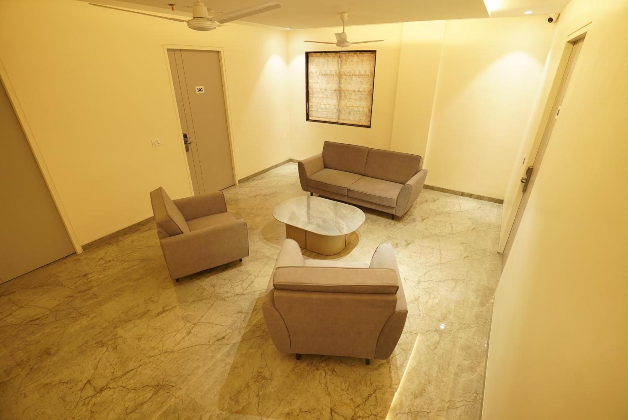 Varay Eco Hotel Ujjain