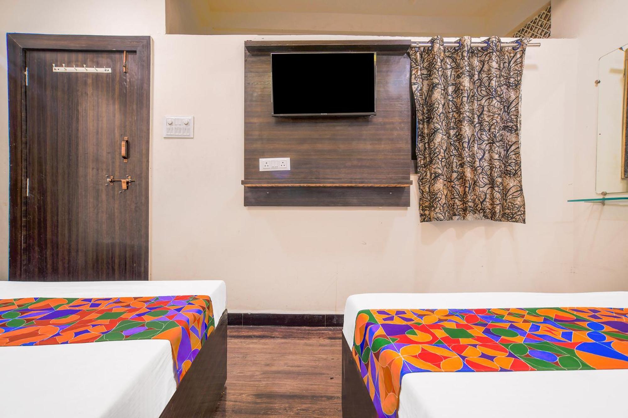Fabexpress Neelam Palace Ujjain