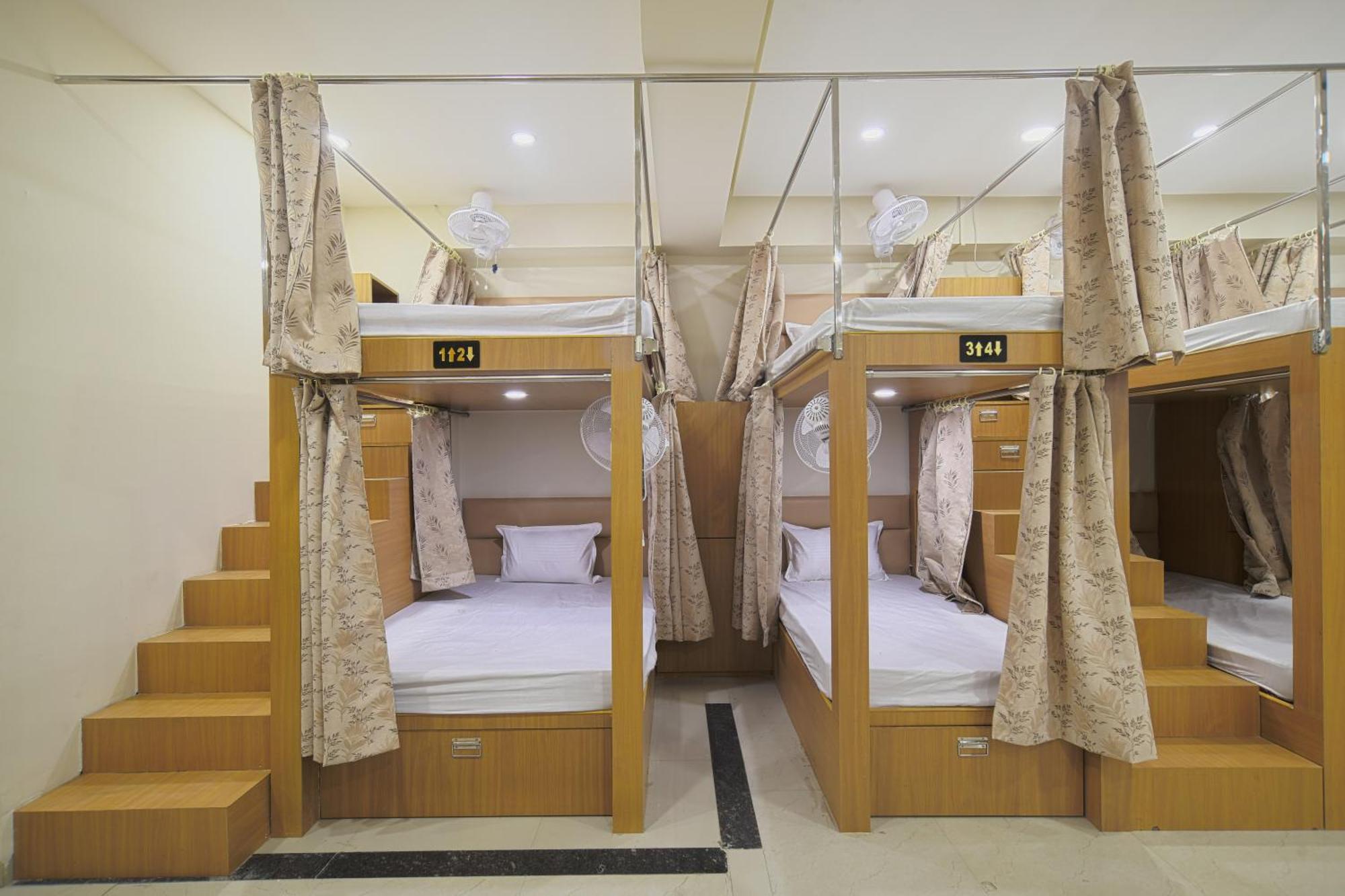 Shivlok 3*