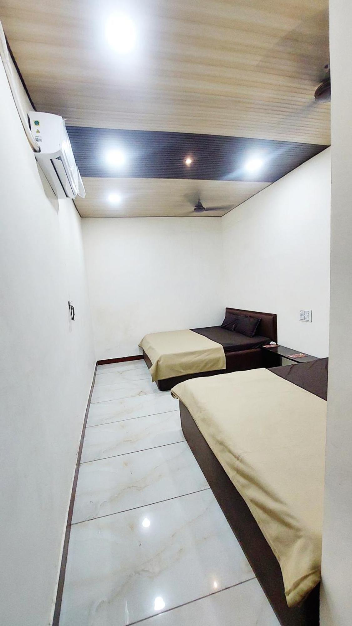 Prakash Palace 4*