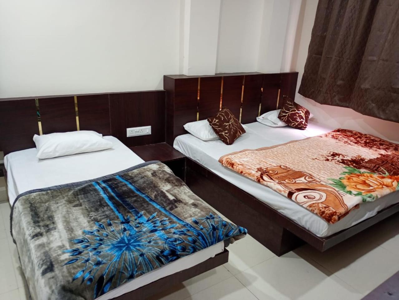 Barsana Palace, Near Mahakal Temple- 200 Meter Hotel Ujjain