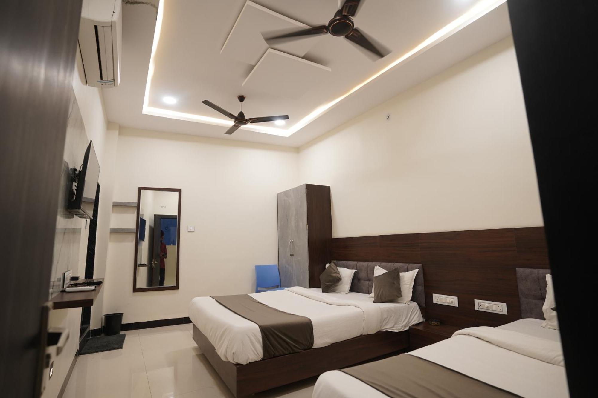 Dev Kripa Hotel