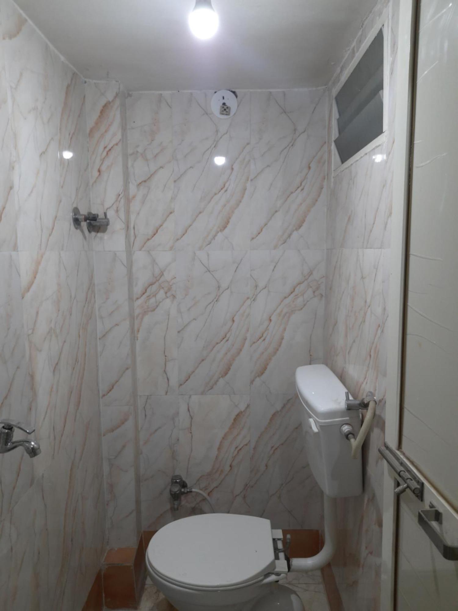 Jain Yatri Niwas Guest house *