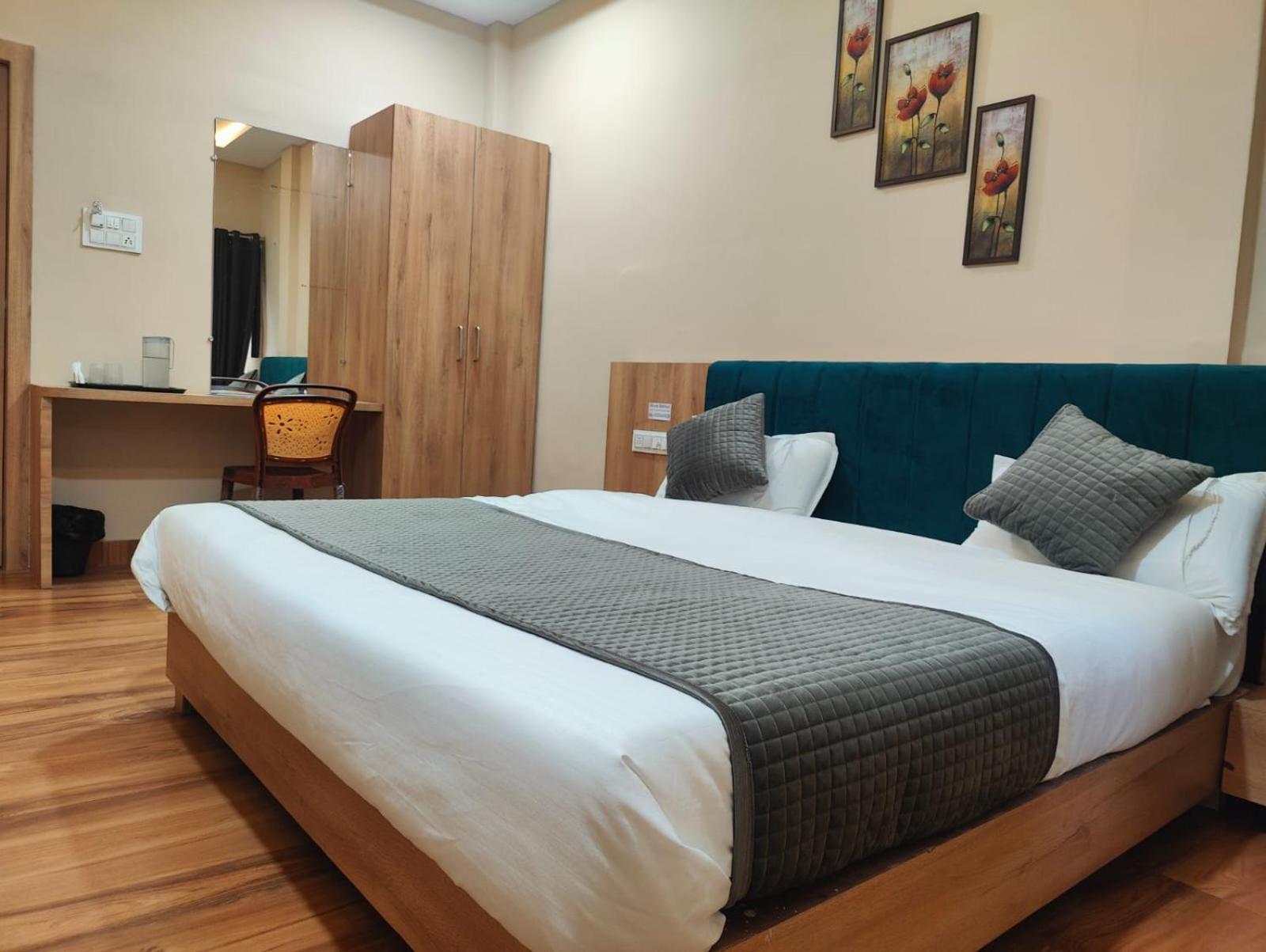 Bhavya Hotel Ujjain