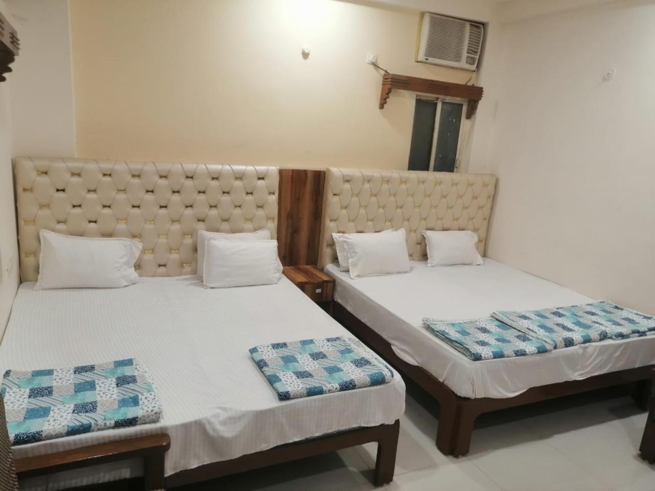 Pleasure Landmark 3*