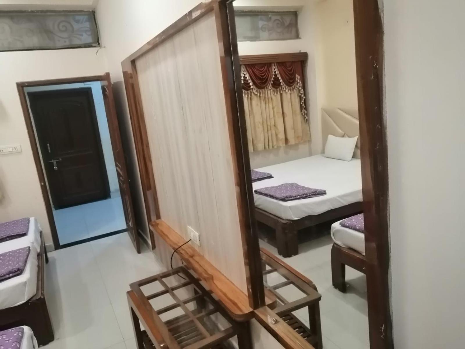 Hotel Pleasure Landmark Ujjain