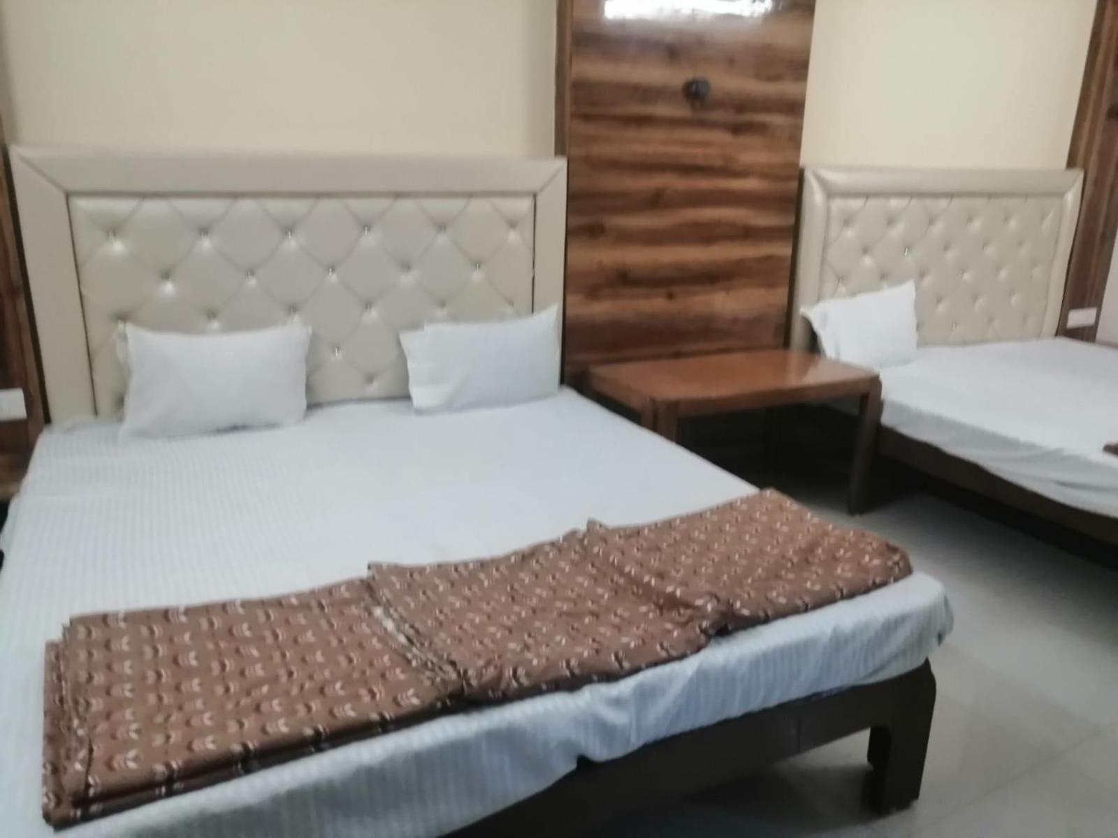 Hotel Pleasure Landmark Ujjain