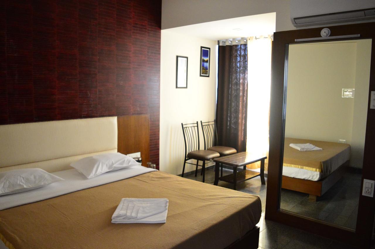 Hotel Omkar Palace *