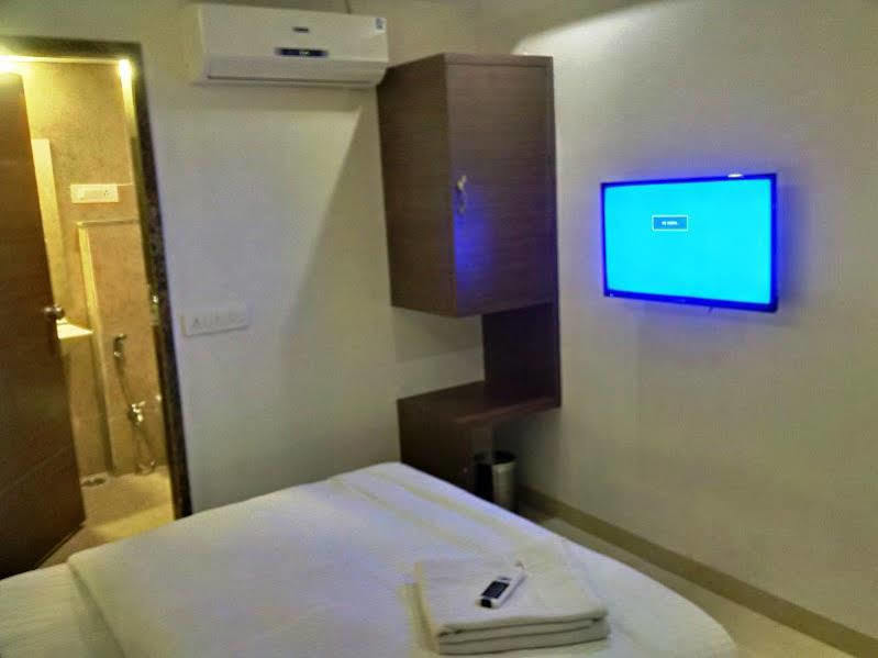 Hotel Chandra Gupta
